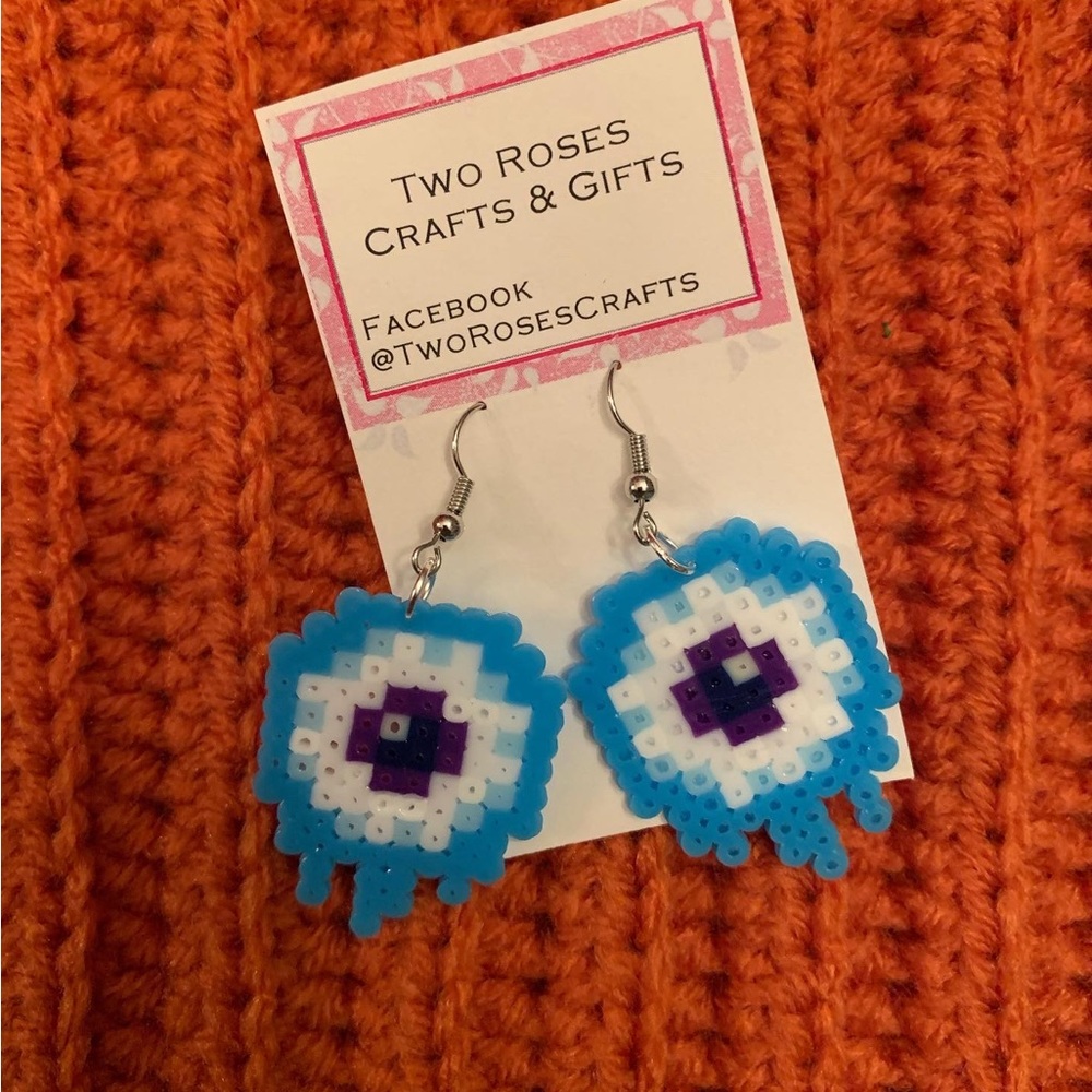 Eyeball earrings